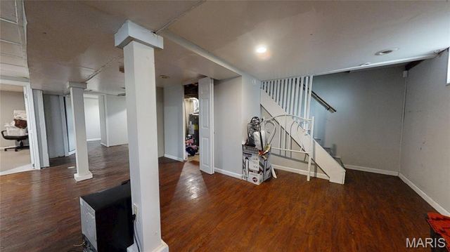 8007 Titus Road, St Louis, MO 63114