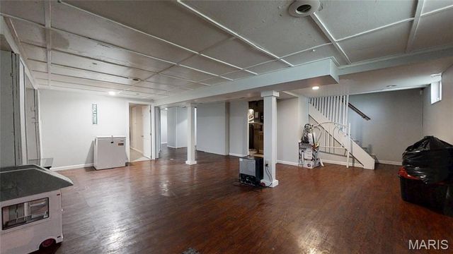 8007 Titus Road, St Louis, MO 63114