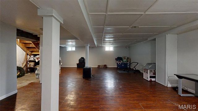 8007 Titus Road, St Louis, MO 63114