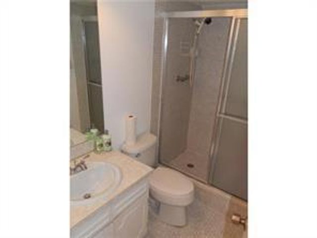 3351 S PALM AIRE Drive 208, Pompano Beach, FL 33069