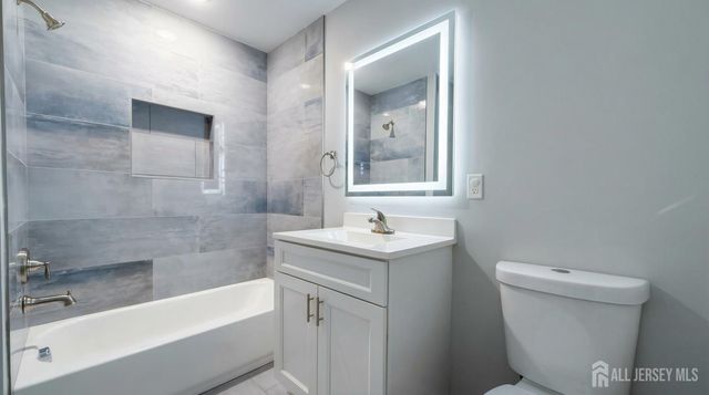 115 Forest Drive, Piscataway, NJ 08854