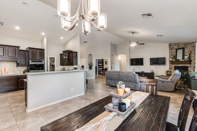 28206 N 141ST Street, Scottsdale, AZ 85262