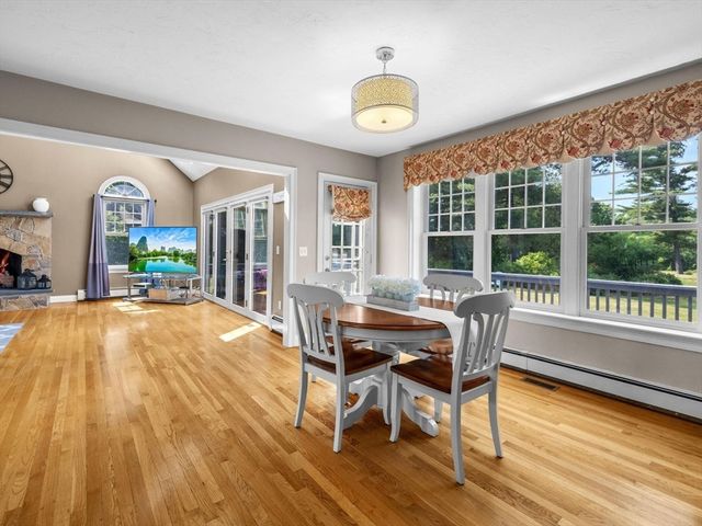 6 Warburton Lane, Westborough, MA 01581