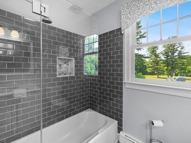 6 Warburton Lane, Westborough, MA 01581