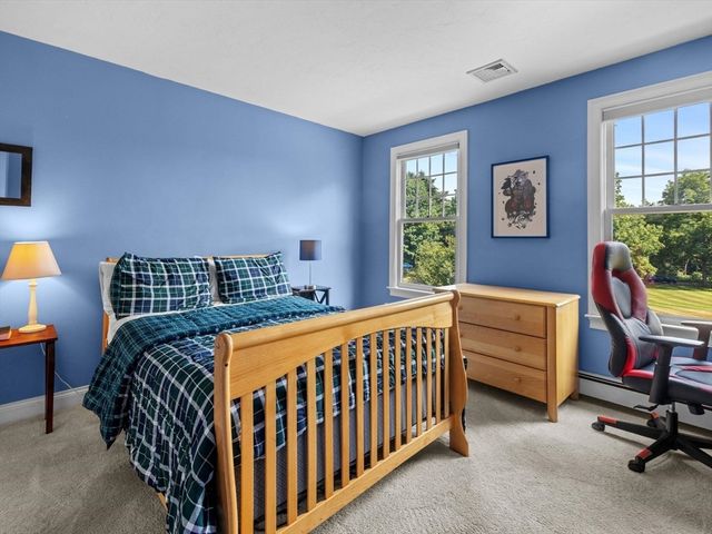 6 Warburton Lane, Westborough, MA 01581