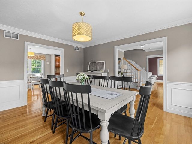 6 Warburton Lane, Westborough, MA 01581
