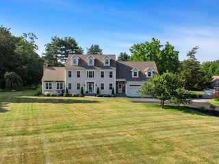 6 Warburton Lane, Westborough, MA 01581