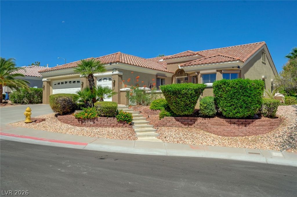 10608 Sky Meadows, Las Vegas, NV 89134 — photo 2