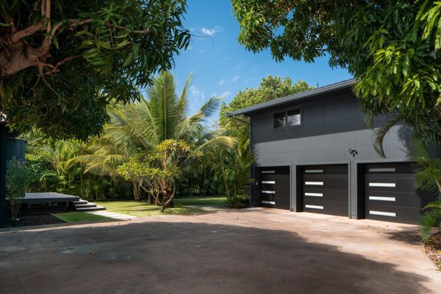 33 Hana Hwy, Paia, HI 96779