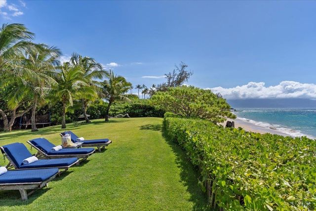 33 Hana Hwy, Paia, HI 96779