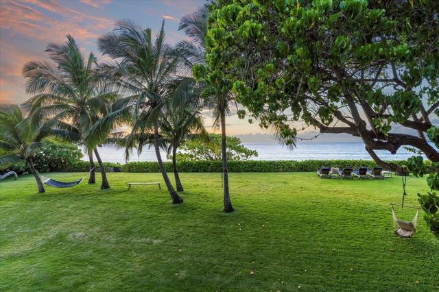 33 Hana Hwy, Paia, HI 96779