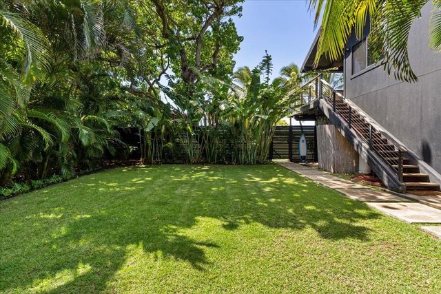 33 Hana Hwy, Paia, HI 96779