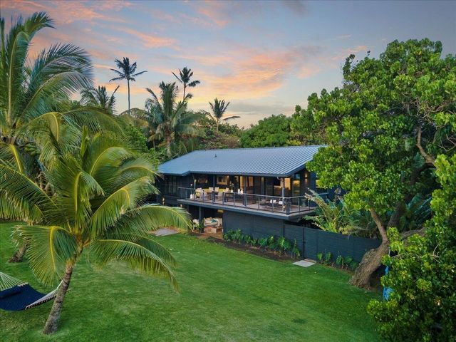 33 Hana Hwy, Paia, HI 96779