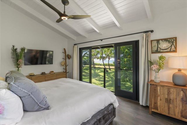 33 Hana Hwy, Paia, HI 96779