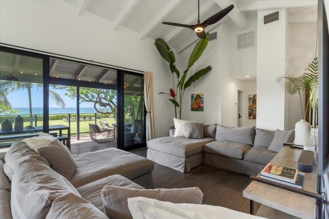 33 Hana Hwy, Paia, HI 96779