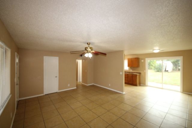 902 N 30th Street, Rogers, AR 72756