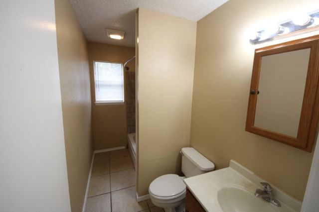 902 N 30th Street, Rogers, AR 72756