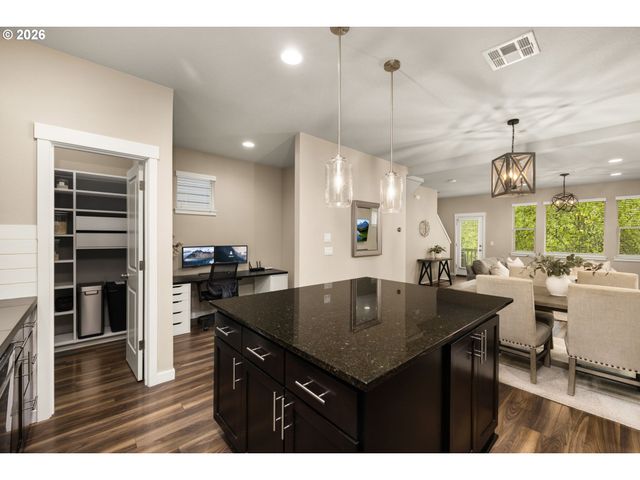 1930 Sw LATITUDE Way, Beaverton, OR 97005