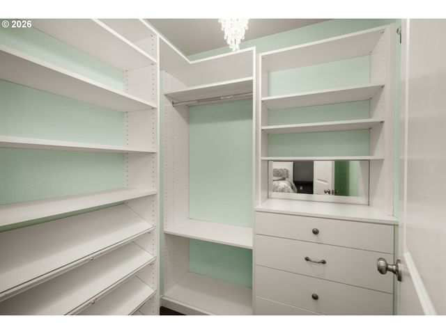 1930 Sw LATITUDE Way, Beaverton, OR 97005