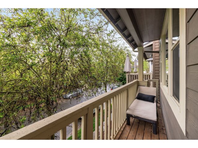 1930 Sw LATITUDE Way, Beaverton, OR 97005