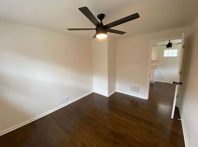 5749 W 63rd Place, Chicago, IL 60638