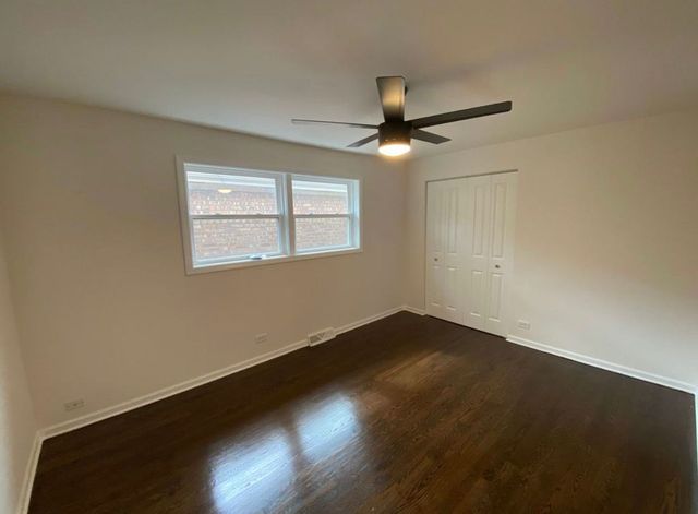 5749 W 63rd Place, Chicago, IL 60638