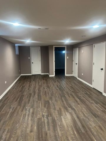 5749 W 63rd Place, Chicago, IL 60638