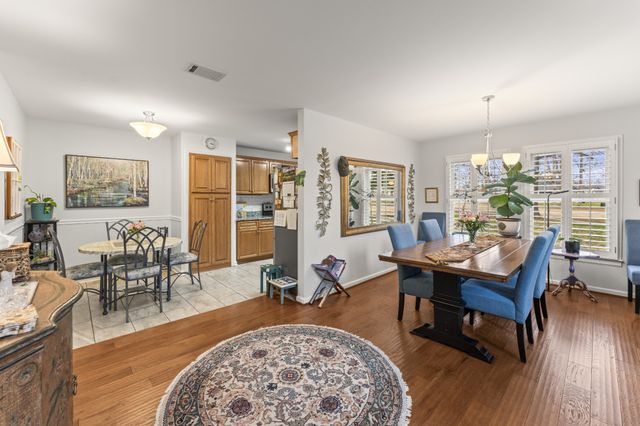 6 Chadsworth Pl, Tullahoma, TN 37388