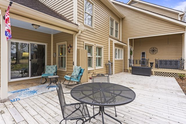 6 Chadsworth Pl, Tullahoma, TN 37388