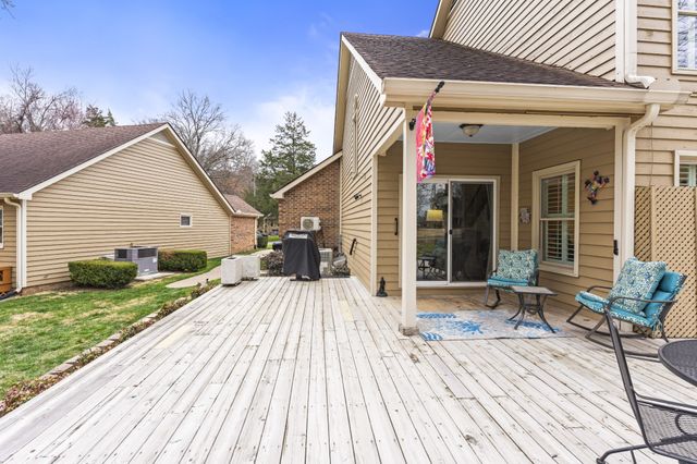 6 Chadsworth Pl, Tullahoma, TN 37388