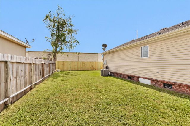 10027 Berrypatch Lane, Tomball, TX 77375