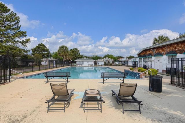 10027 Berrypatch Lane, Tomball, TX 77375