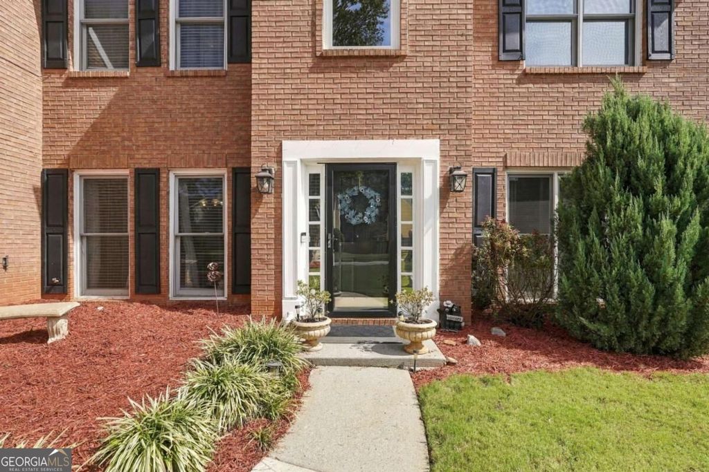 475 Leggett Drive, Lawrenceville, GA 30043 — photo 2