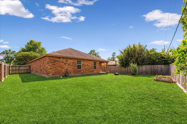 407 Corydon Drive, Houston, TX 77336