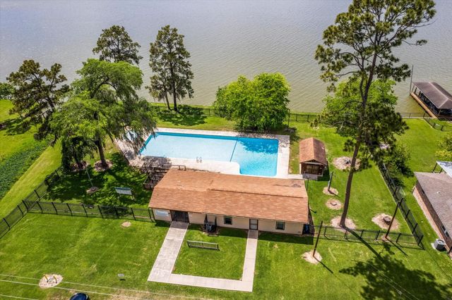 407 Corydon Drive, Houston, TX 77336