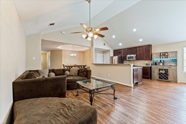 407 Corydon Drive, Houston, TX 77336