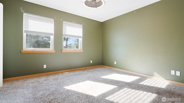 6726 NE Columbia Street, Suquamish, WA 98392