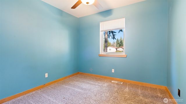 6726 NE Columbia Street, Suquamish, WA 98392