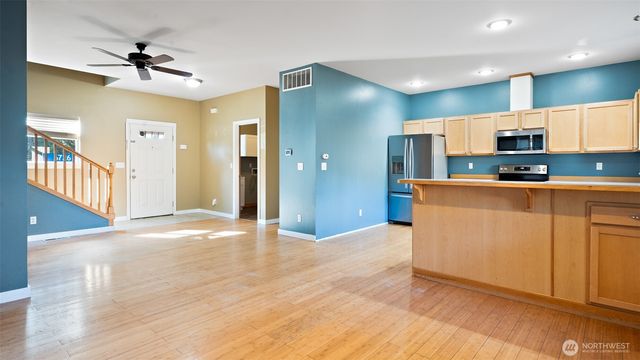 6726 NE Columbia Street, Suquamish, WA 98392