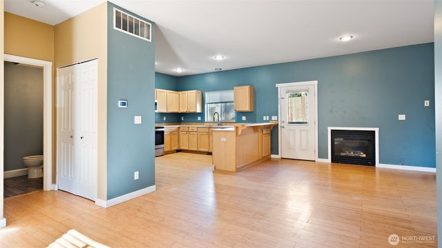 6726 NE Columbia Street, Suquamish, WA 98392