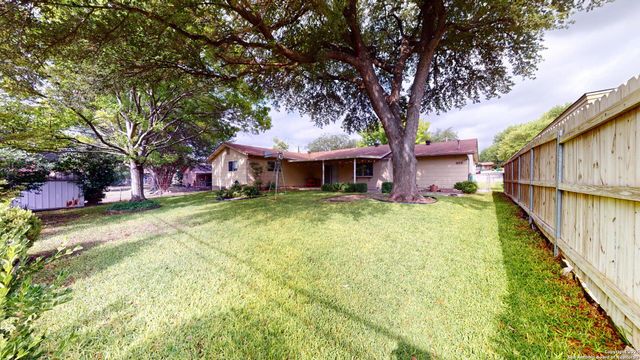 12632 Old Spanish Trail, Live Oak, TX 78233