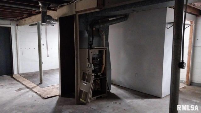 328 RANDOLPH Street, East Peoria, IL 61611