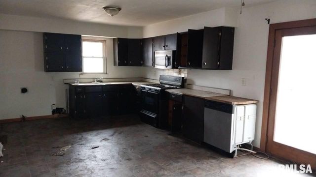 328 RANDOLPH Street, East Peoria, IL 61611