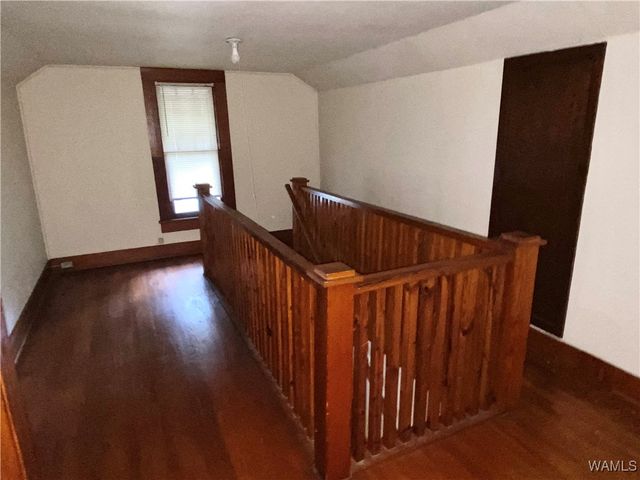 320 4th NE, Fayette, AL 35555