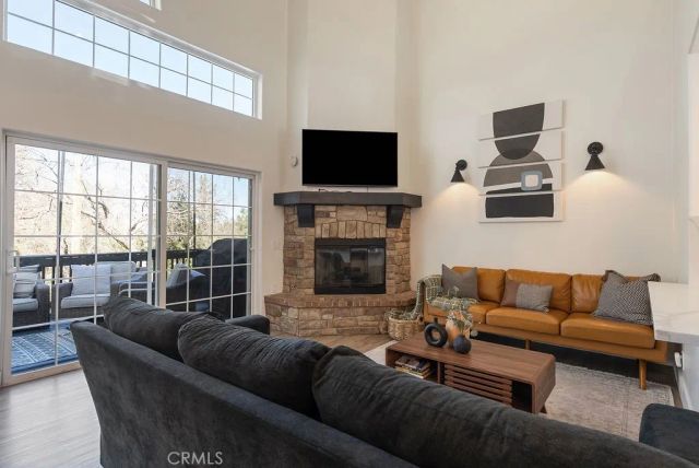 1498 Deer Way, Lake Arrowhead, CA 92352