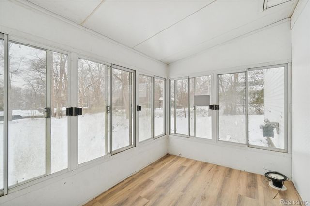 10031 Carmer Road, Fenton, MI 48430