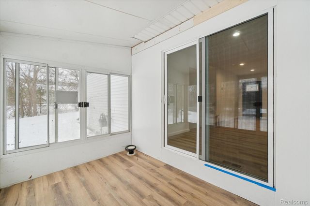 10031 Carmer Road, Fenton, MI 48430