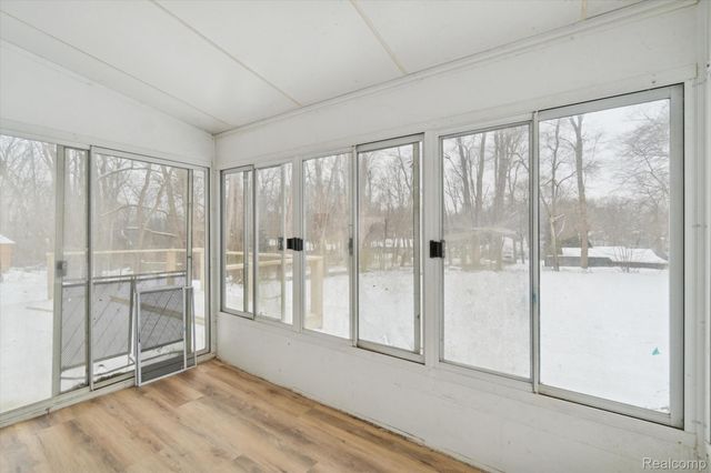 10031 Carmer Road, Fenton, MI 48430