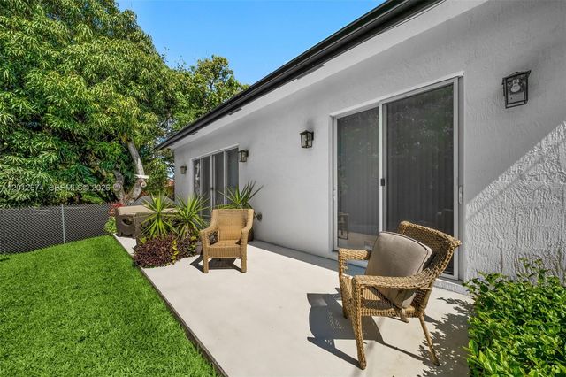 2962 NW 10th Ct, Fort Lauderdale, FL 33311