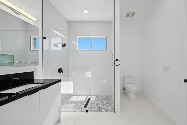 2962 NW 10th Ct, Fort Lauderdale, FL 33311